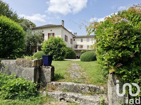   Vente Maison de village 13 pi�ces Maison - 13 pi�ce(s) - 412 m�