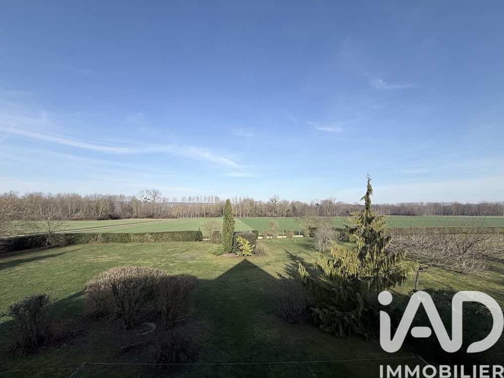 � vendre  Villa Champlay (89300)