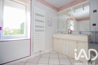  Maison � vendre 9 pi�ces 180 m�