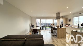  Immeuble � vendre 227 m�