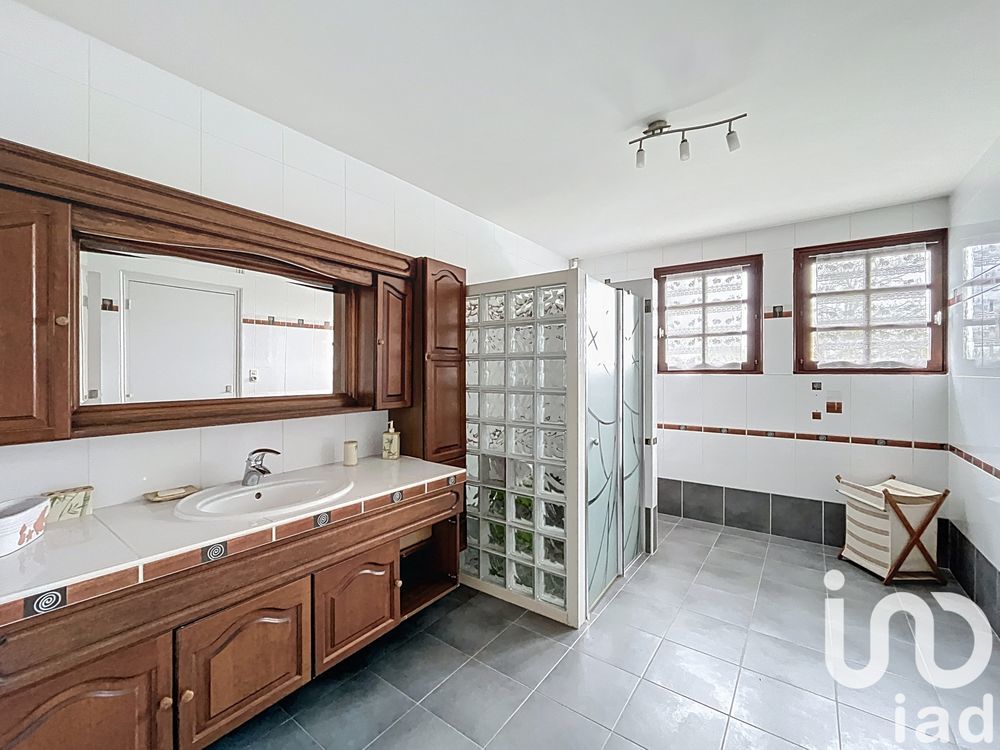 � vendre  Maison Genas (69740)