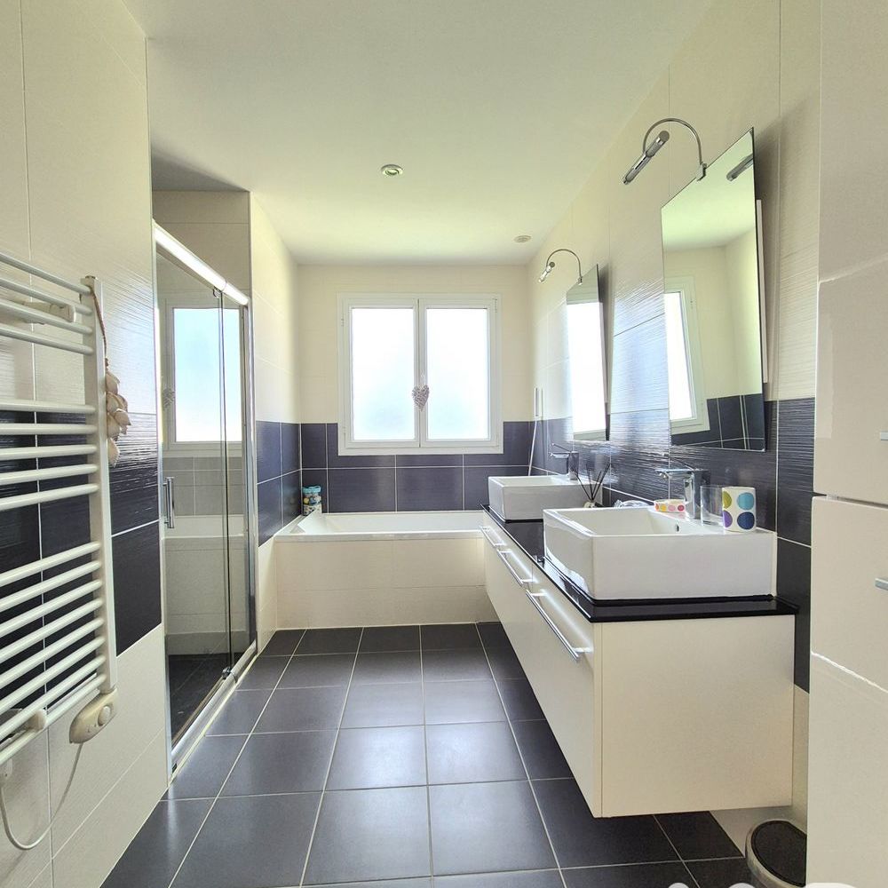 � vendre  Villa Cosnac (19360)