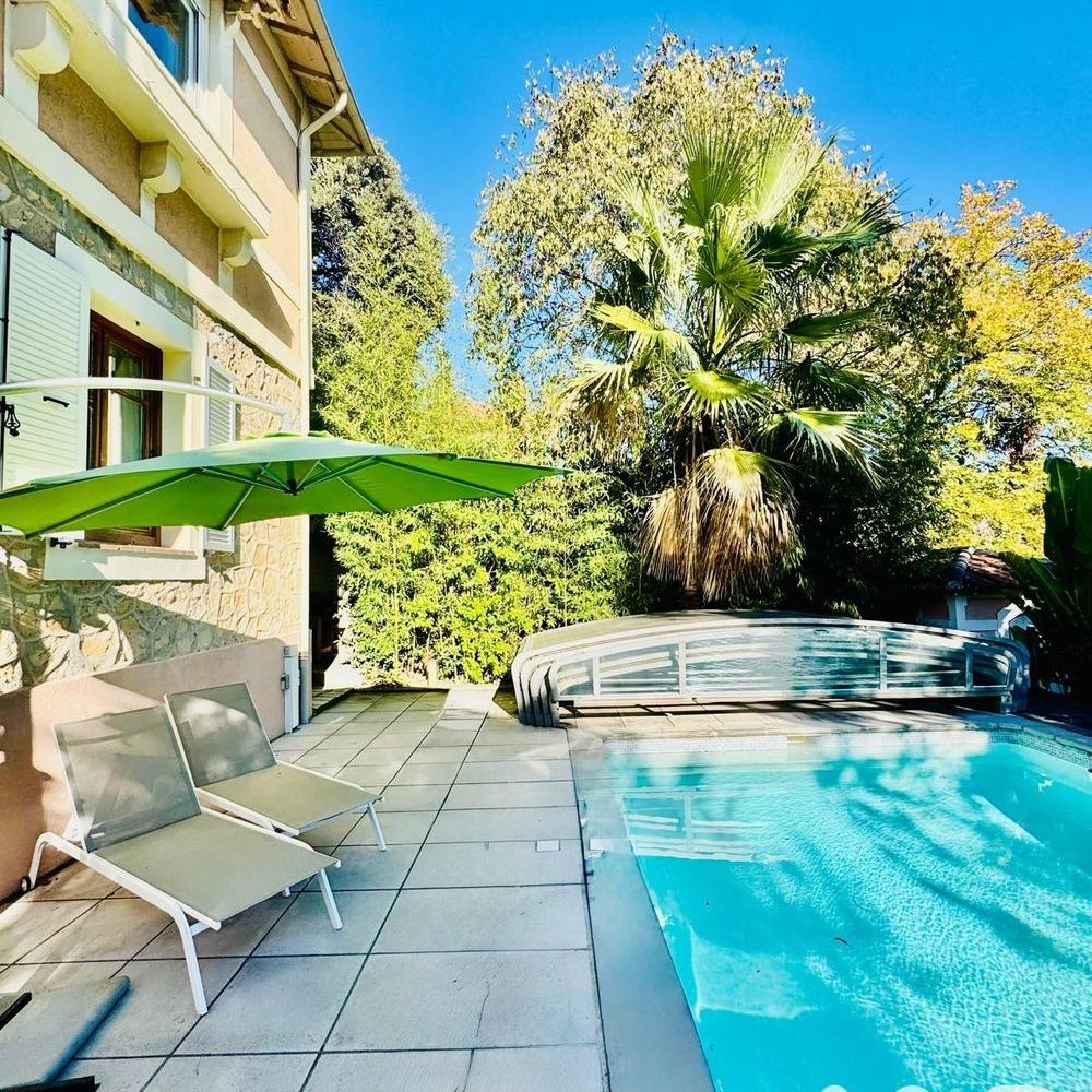 � vendre  Maison Antibes (06600)