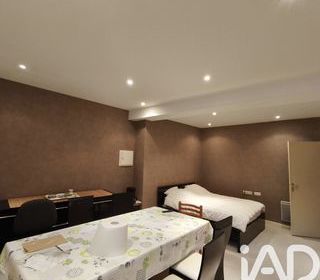  Immeuble � vendre 298 m�