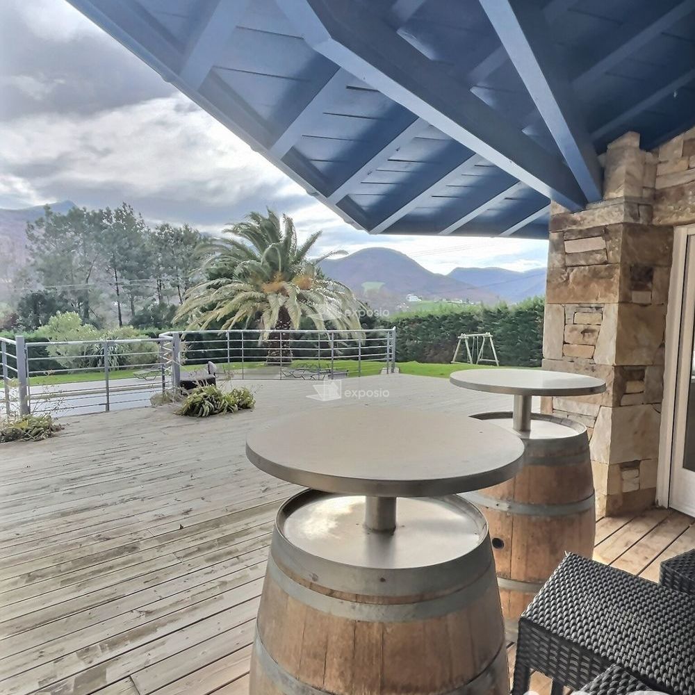 � vendre  Villa Urrugne (64122)