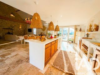  Maison � vendre 7 pi�ces 333 m�