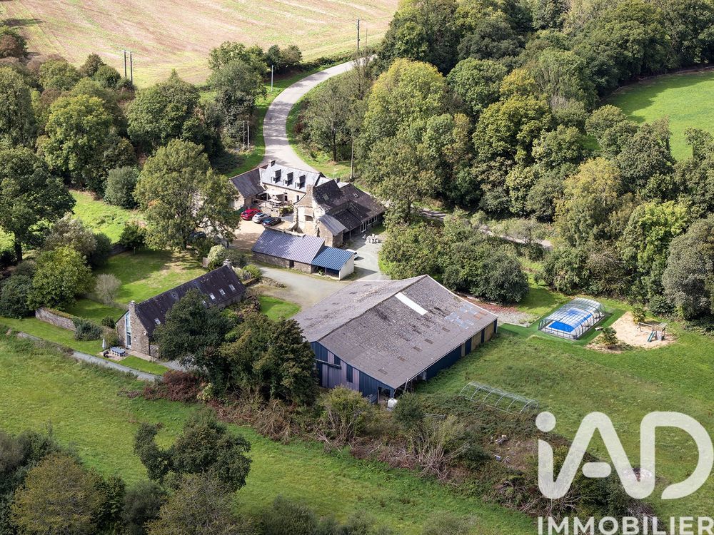 � vendre  Maison Cl�den-Poher (29270)