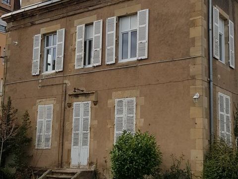   Vente Demeure 11 pi�ces Maison - 11 pi�ce(s) - 400 m�