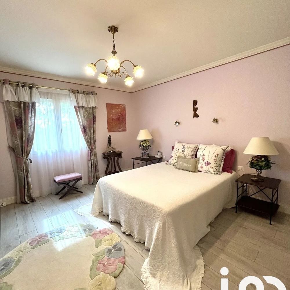 � vendre  Maison Marcillac-Saint-Quentin (24200)