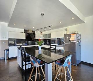  Maison � vendre 4 pi�ces 164 m�