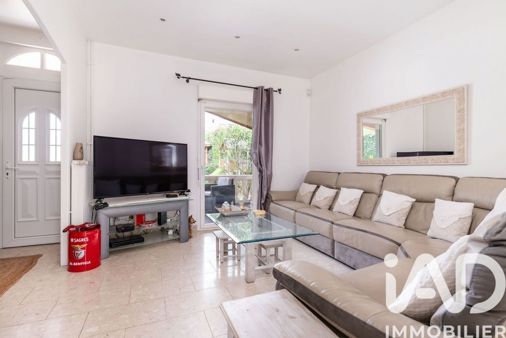 � vendre  Maison Bron (69500)