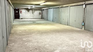  Parking / Garage � vendre 12 m�