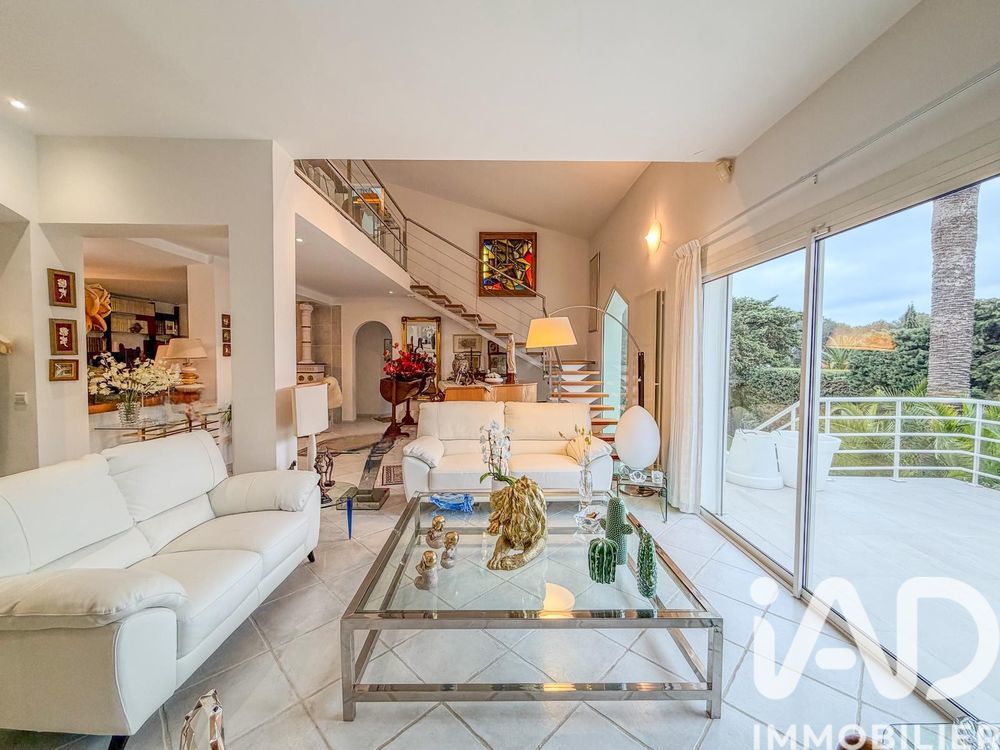 � vendre  Maison Saint-Rapha�l (83700)