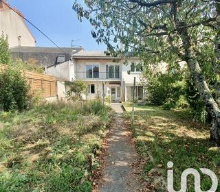  Immeuble � vendre 148 m�