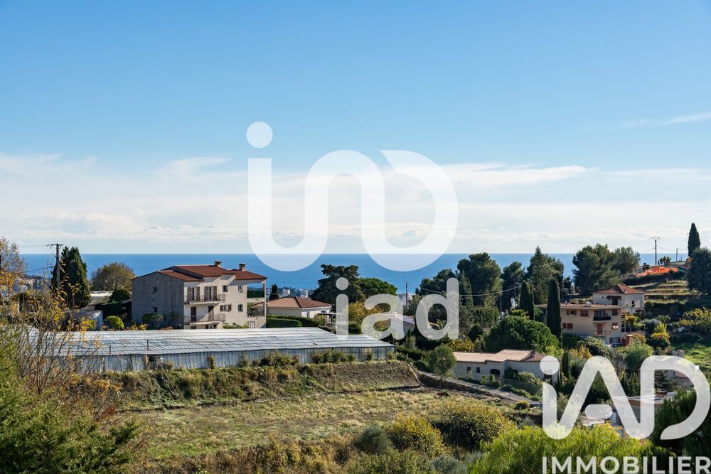 � vendre  Maison Saint-Laurent-du-Var (06700)