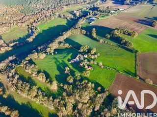  Maison � vendre 15 + pi�ces 706 m�