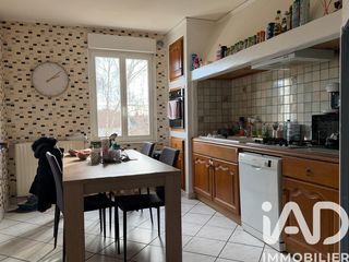  Immeuble � vendre 383 m�