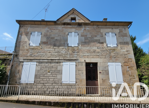   Vente Maison de village 5 pi�ces Maison - 5 pi�ce(s) - 135 m�