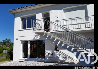  Immeuble � vendre 195 m�