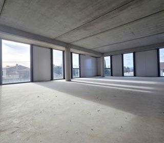  Immeuble � vendre 92 m�