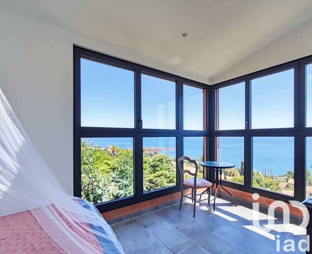 � vendre  Maison Saint-Rapha�l (83700)