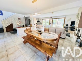  Maison � vendre 8 pi�ces 209 m�