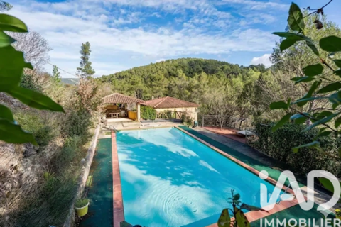   Vente Maison/villa 6 pi�ces Maison - 6 pi�ce(s) - 140 m�