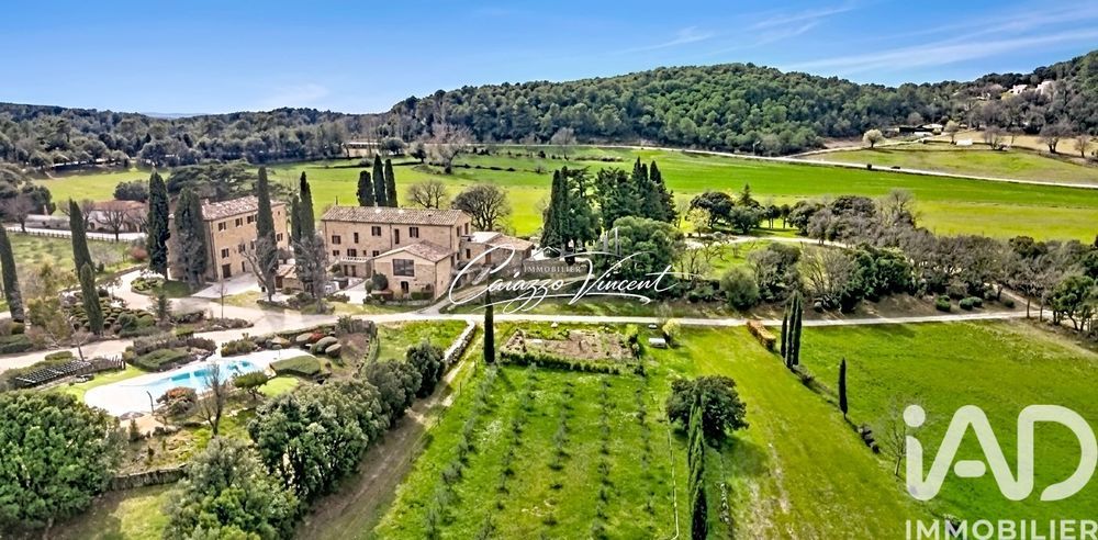 � vendre  Maison Tourtour (83690)