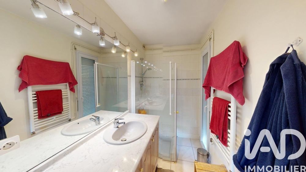 � vendre  Maison Claix (38640)