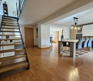  Maison � vendre 4 pi�ces 170 m�