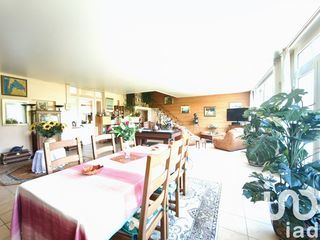  Maison � vendre 11 pi�ces 270 m�