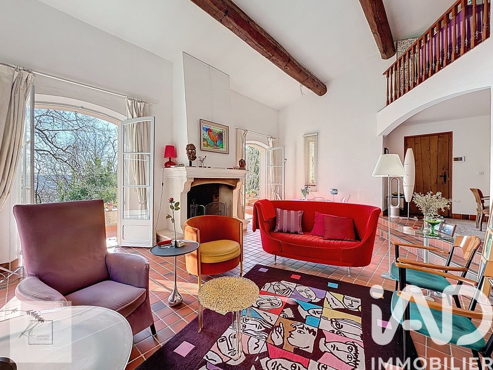 � vendre  Villa Montauroux (83440)