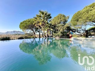  Maison � vendre 14 pi�ces 405 m�