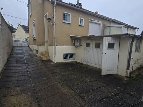   Vente Maison/villa 7 pi�ces Maison - 7 pi�ce(s) - 145 m�