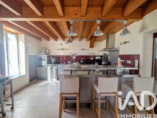  Maison � vendre 8 pi�ces 227 m�