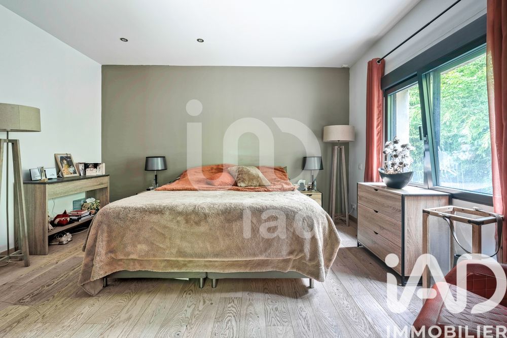 � vendre  Villa Lamorlaye (60260)