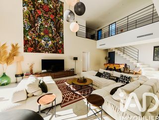  Villa � vendre 6 pi�ces 220 m�