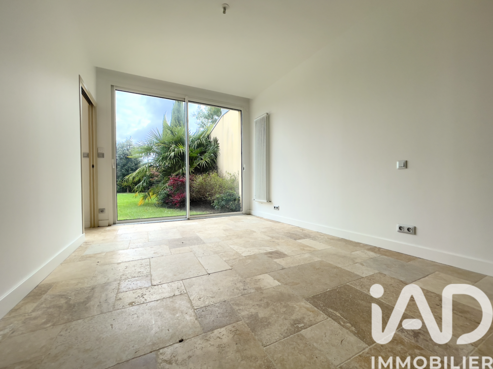 � vendre  Appartement Bordeaux (33800)