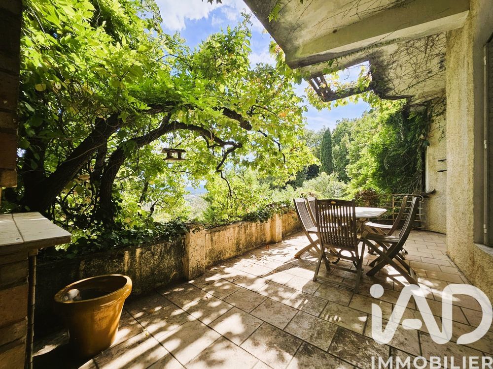 � vendre  Maison Montauroux (83440)