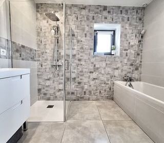  Maison � vendre 6 pi�ces 205 m�