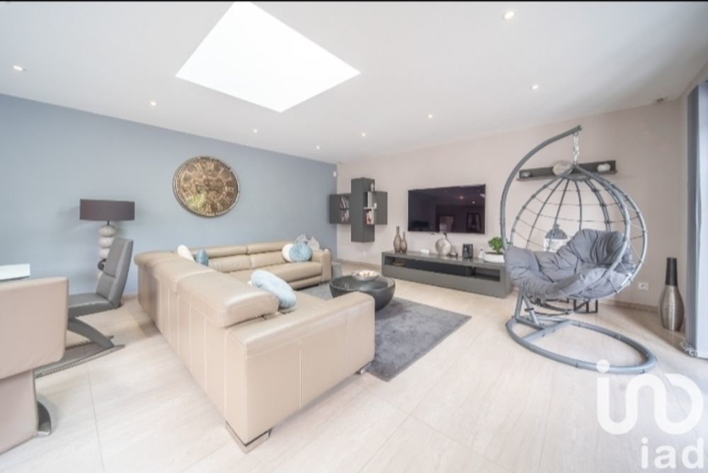 � vendre  Villa Thionville (57100)