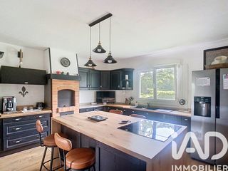  Maison � vendre 8 pi�ces 238 m�