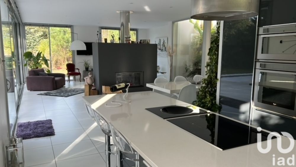 � vendre  Villa Pessac (33600)