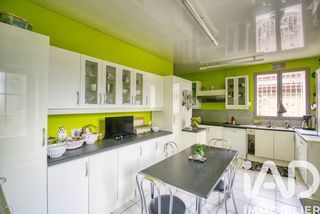  Maison � vendre 10 pi�ces 234 m�