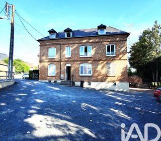  Immeuble � vendre 273 m�