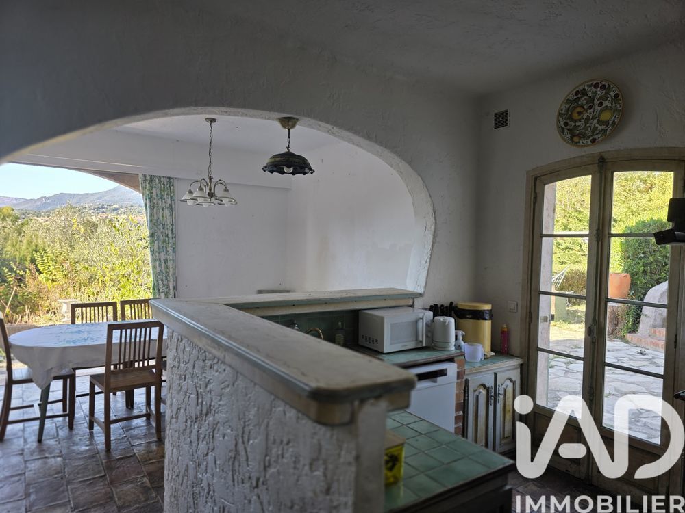 � vendre  Maison Saint-Paul-de-Vence (06570)