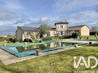  Maison � vendre 9 pi�ces 222 m�