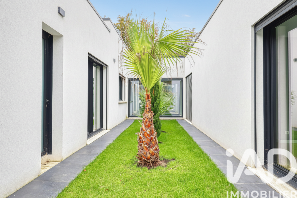 � vendre  Villa Lamorlaye (60260)