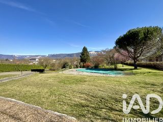  Maison � vendre 7 pi�ces 210 m�