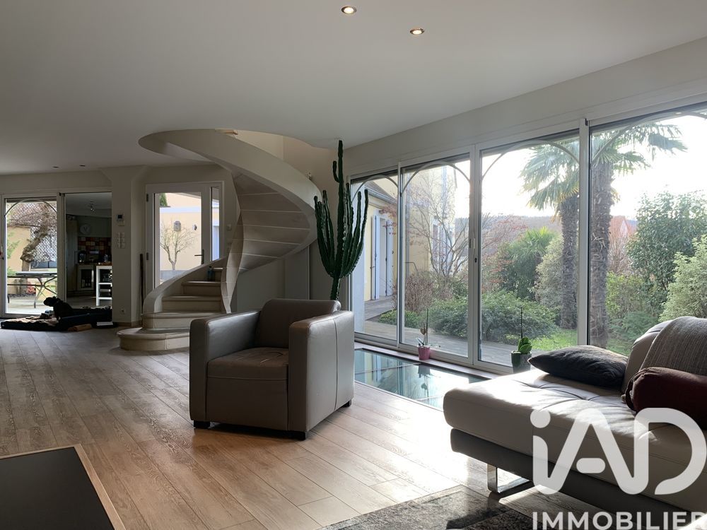 � vendre  Villa Fontenay-le-Fleury (78330)